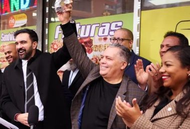 2025 11 884760554.png