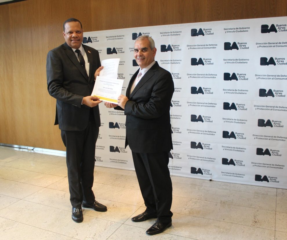 (FOTO) RECONOCIMIENTO GOBIERNO CIUDAD DE BUENOS AIRES )