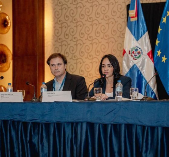 Ministra de Interior en su inte