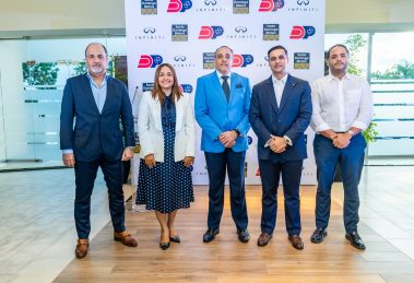 Pedro Ruiz, Pamela Martínez, Blas Fernández, Carlos Alegría y Manuel Lloret.