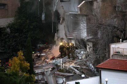 B 2026 04 1132178484.png