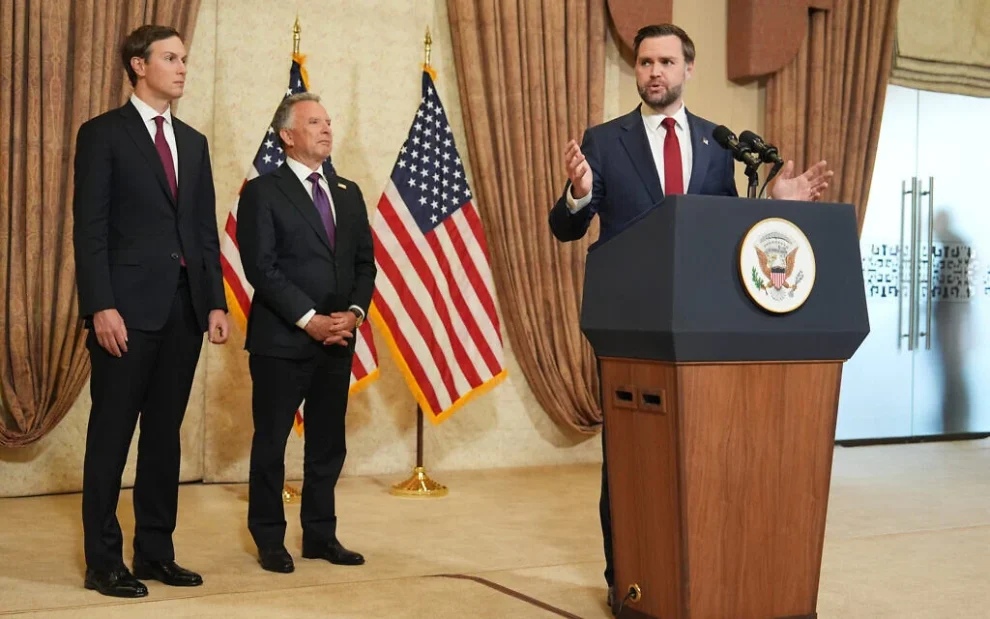 B 2026 04 1138678860.png