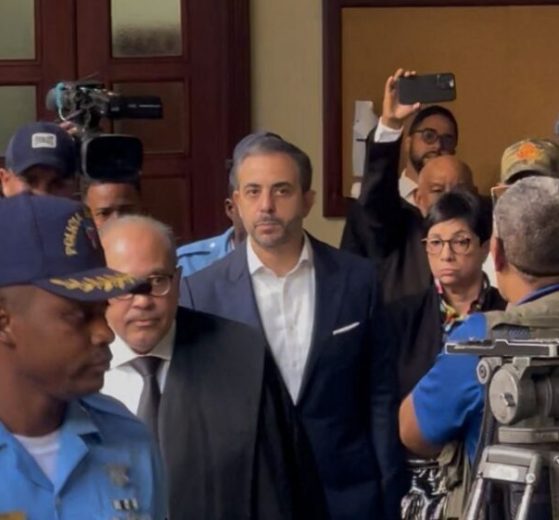 Antonio y Maribel Espaillat 900x660