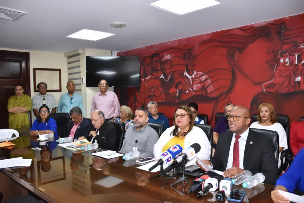 COLEGIO MÉDICO DOMINICANO (CMD)Junta Directiva Nacional 2025 2027“Por la Unidad, la Tecnología