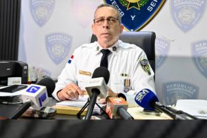 Diego Pesqueira con nuevo uniforme ofrece declaraciones 776x470