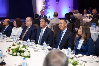 Mesa central del evento de los exportadores dominicanos