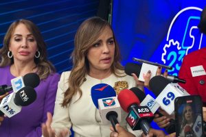 Laura Peña Izquierdo, presidenta de la Copardom y Lissette Dumit, vicepresidenta ejecutiva.