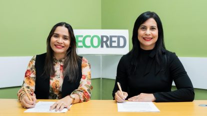 Foto 1, Las presidentas de Ecored y Wca RD, Christy Luciano y Tania de León, el acuerdo