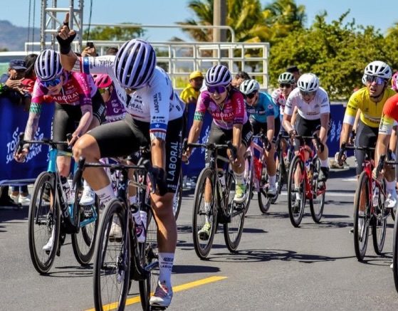 Chilena gana al esprint