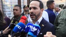 Principal candidato derechista de colombia dice que atacara aviones 0595c331 focus 0 0 896