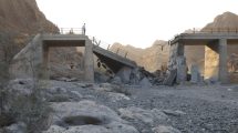 EEUU amplía sus bombardeos en Irán tras muerte de soldados