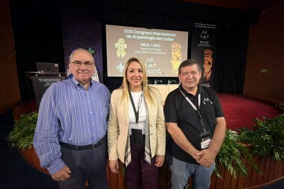 Foto 1, Manuel García Arévalo, Kathleen Martínez y Adolfo López