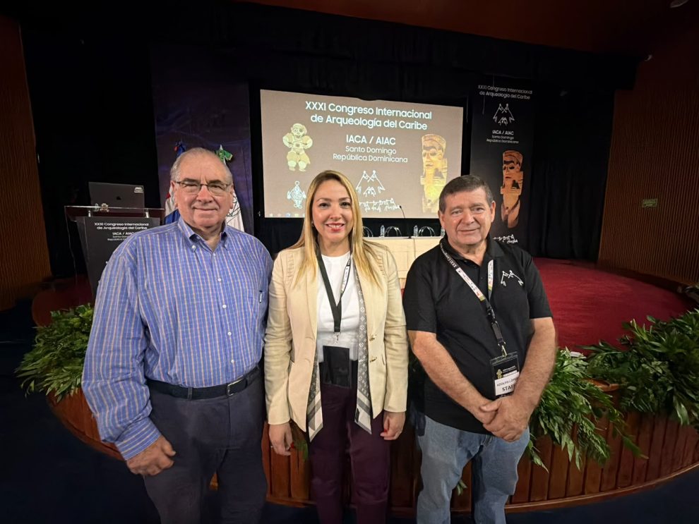 Foto 1, Manuel García Arévalo, Kathleen Martínez y Adolfo López