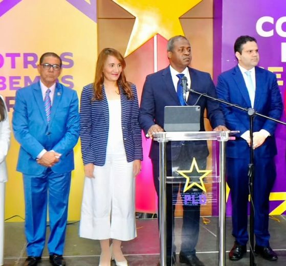 #PortadaPrincipalPLD PLD pide declarar en emergencia el sector público de salud. 5,400 pacien