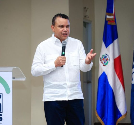 SNS autoriza instalación de consultorio médico en el Centro UASD Cotuí