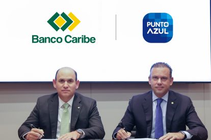 Edgar Del Toro, presidente de Banco Caribe y Eugene Rault Grulloěn Vicepresidente Ejecutivo de Servicios Digitales Popular