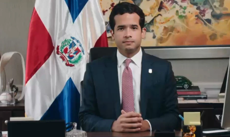 Omar Fernandez revela matricula de estudiantes haitianos crece en 180 mil estudiantes y mientras dominicana se reduce en 141 mil alumnos