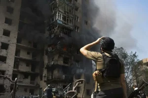 Al menos 17 muertos y 44 heridos en ataques nocturnos de rusia sobre la region d 20260805 215701 V8v7 1200x675