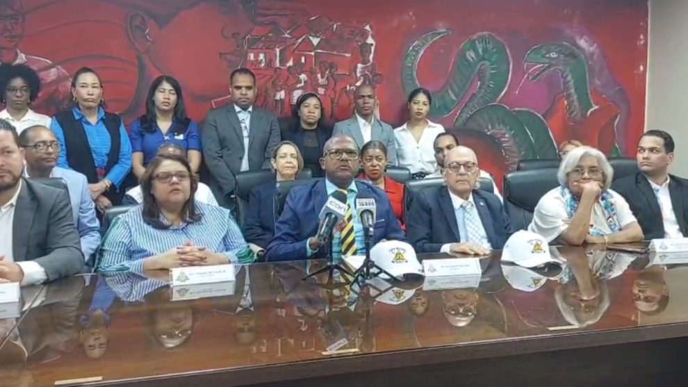 Colegio medico dominicano pide corregir debilidades del nuevo codigo penal 20260811 173520 gS5s