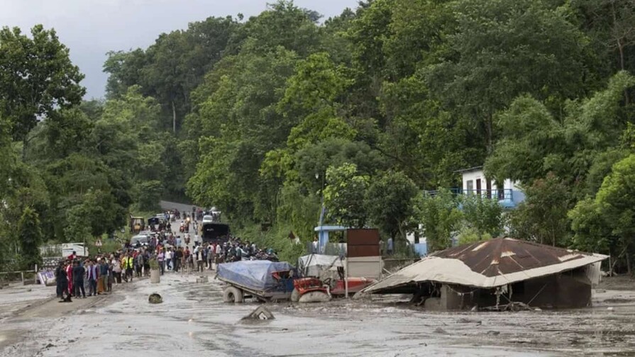 Desastre en nepal mas de 20000 efectivos buscan sobrevivientes 546fc635 focus 0 0 896